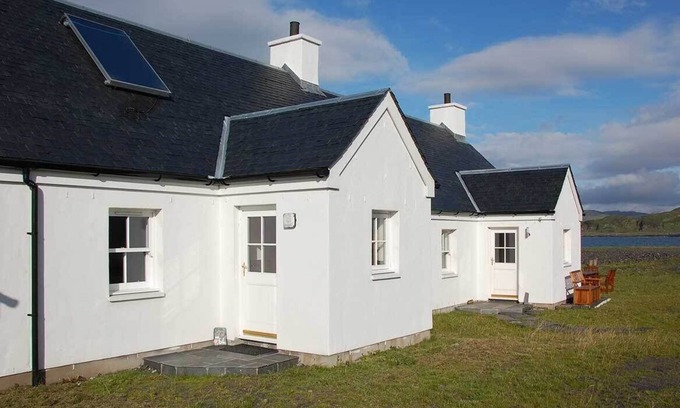 Slate Islands Cabaña | Easdale Cottage - unique island, stunning sea views