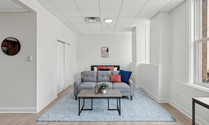 Central Business District Apartamento | East 225 I Modern Studio in Downtown Rochester