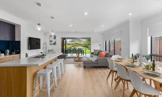 East Corrimal Casa | East Corrimal Escape - Beautiful Beachside Living