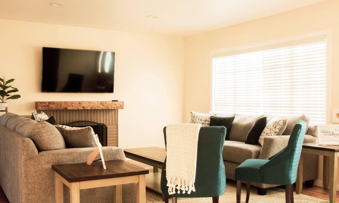Salinas Casa | East of Eden - Beautiful Home Near Monterey Bay