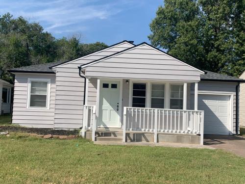 Wichita Casa | East Side 2BR - 1 BA Newly Remodeled Home