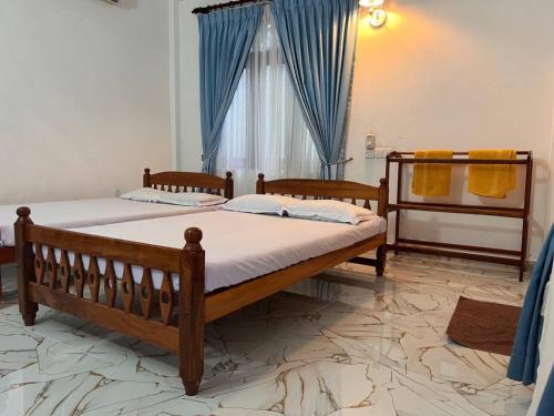 Trincomalee Hotel | Eastern Holiday Resort and Restaurant