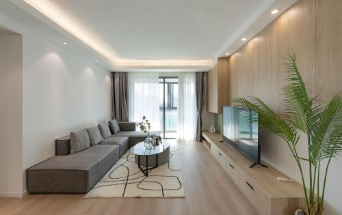 Dapuqiao Apartamento | Eastern Hub - TianZi Fang Branch Xintiandi Taipuqiao near the Bund Sunny Cozy Deluxe Room