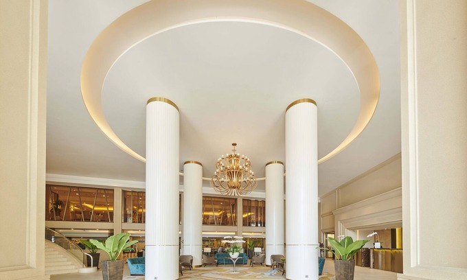 Phu Nhuan Hotel | Eastin Grand Hotel Saigon