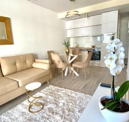 Alsóörs Apartamento | Eastlake Apartman