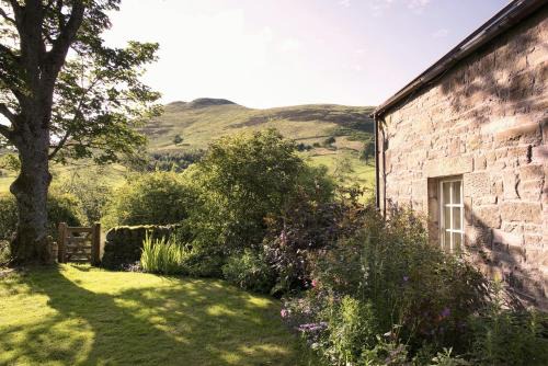 Penicuik Casa | Eastside Steading - Family barn in the Pentland Hills, Edinburgh
