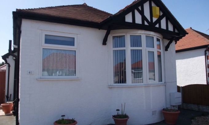 Rhyl Casa | Eastville Court - Impresionante Bungalow independiente