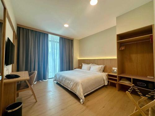 Miri Complejo | Eastwood Valley Golf & Country Club