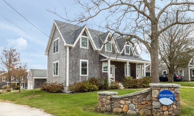 Block Island Casa | Easy Breezy living!