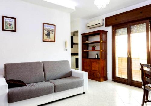 Isola Sacra Apartamento | Easy Suite Vista Giardino - Fiumicino Airport - Self Check-In