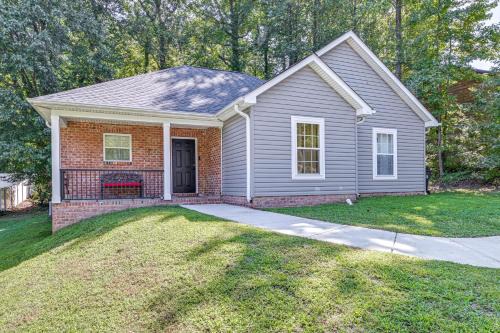 Paw Creek Casa | Easy Uptown Access Charlotte Gem with Peaceful Yard