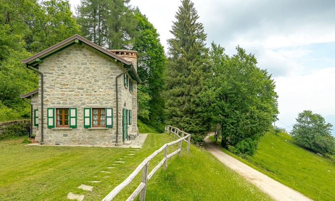 Bellagio Cabaña | Easy Welcome Il Salice - Alpe del Ville San Primo