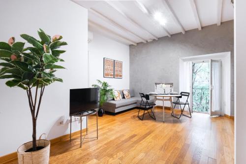 Magenta Apartamento | Easylife - Relax in intimo e silenzioso appartamento a due passi dal castello sforzesco