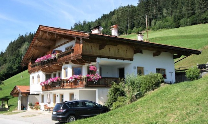 Holdernach Apartamento | Eberharter by Interhome