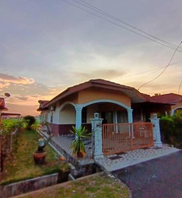 Kampung Keriang Dan Casa | Ebnur Homestay