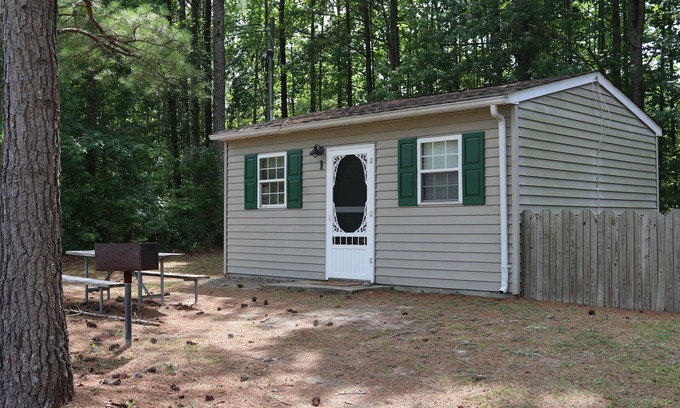 Gasburg Cabina | Ec Lake Gaston Cabin en entorno natural en el hermoso lago Gaston