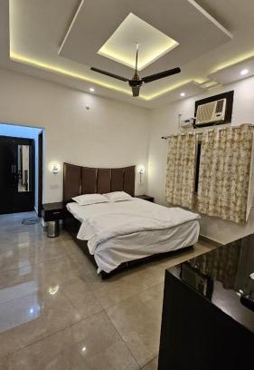 Ramnagar Villa | Echo Home Stay