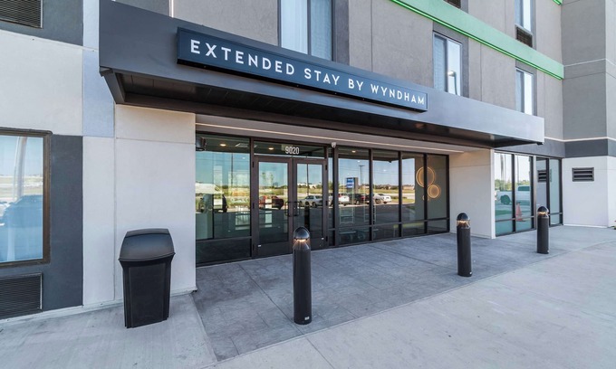 Plano Hotel | ECHO Suites Extended Stay by Wyndham Dallas Plano/Frisco