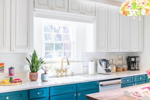 Huntersville Casa | Eclectic 1906 Farmhouse Hot Tub, Hammocks, & Charm