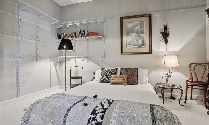 Mid City South Casa | Eclectic 2 Bedroom Home