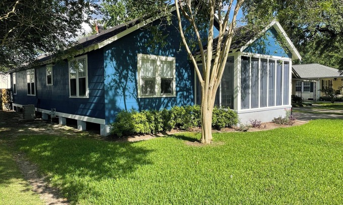 Mid City South Casa | Eclectic 3-bedroom home in exciting MidCity filled with local art!