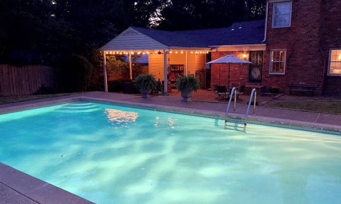 Ellendale Casa | Eclectic 4 Bedroom Getaway with Private Pool!