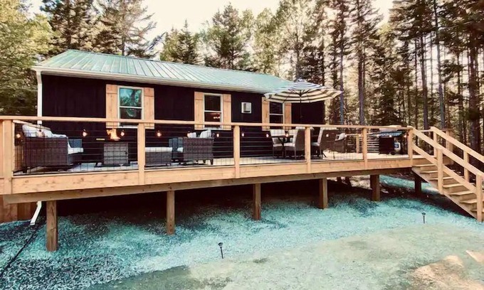 Corea Cabina | Eclectic & Forested Cabin w/ Firepit & Beach Access Near Acadia Schoodic