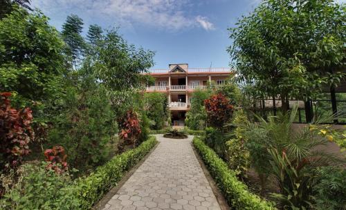Sauraha Hotel | Eco Adventure Resort