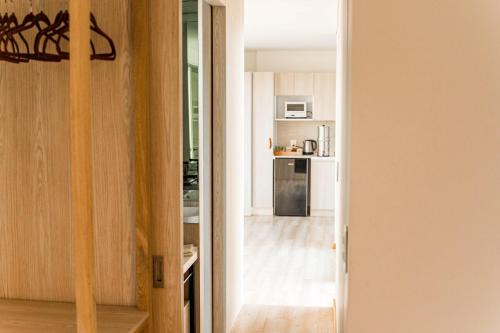 Saladita Apartamento | Eco Retreat 100m from La Saladita Surf -Templo Master Casa