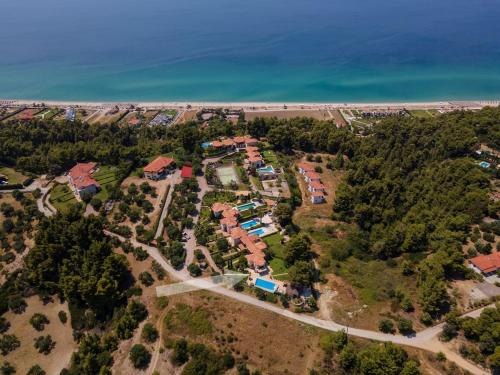 Kassandra Villa | Eco Stone Villa with Private Pool and Jacuzzi
