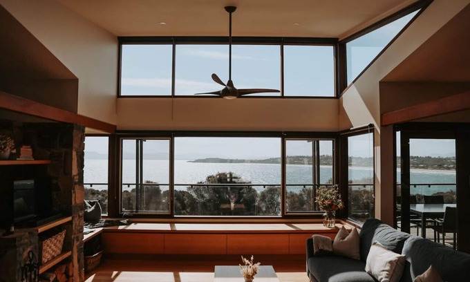 Primrose Sands Casa | Eco Waterfront Seclusion - Carlton Bluff House