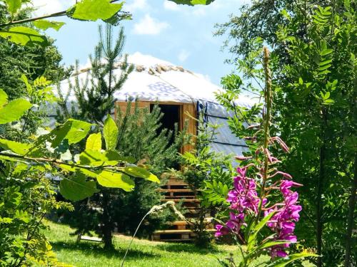 Saint-Antheme Otro | Eco Yourte Les Airelles