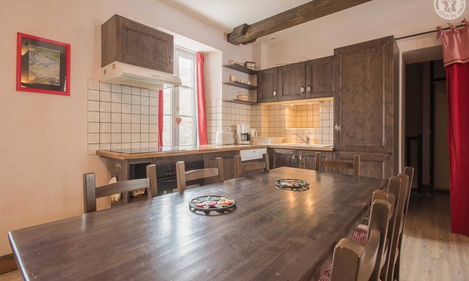 Le Chalmieu Casa | Ecole du Village Rénovée Situés à 7km des Pistes de ski D'albiez-montrond, Station Village Familiale