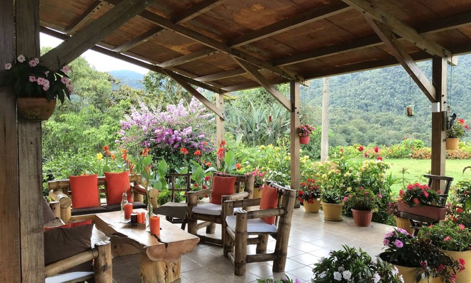 Nanegalito Casa | Ecollacta - Elegante casa n. ° 1 en propiedad ecológica exclusiva