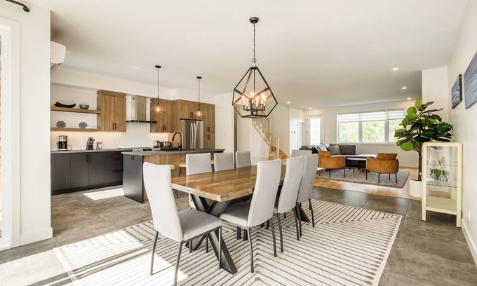 Magog Condominio | Ecological 3-bedroom condo-chalet with shared spa Lake Memphremagog