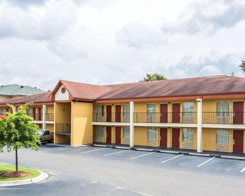 North Charleston Cabina | Econo Lodge Coliseum