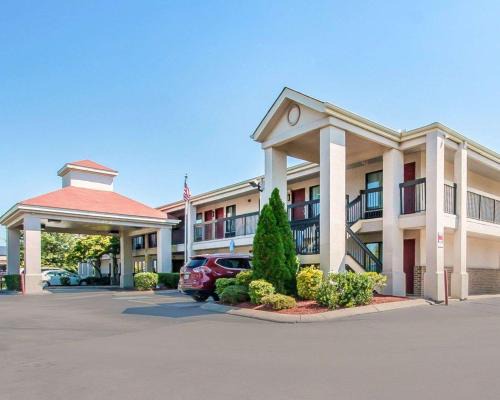Murfreesboro Hotel | Econo Lodge Inn & Suites Murfreesboro Shopping District