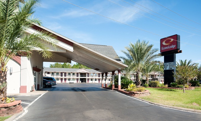 Jasper Hotel | Econo Lodge Jasper
