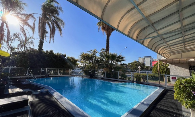 Rivervale Hotel | Econo Lodge Rivervale