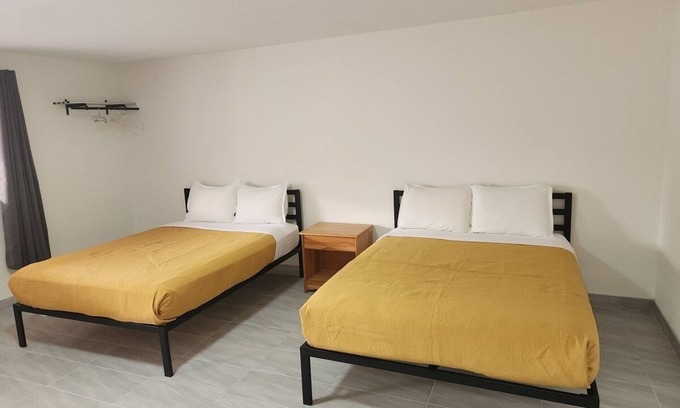 Kingsland Hotel | Economy Inn