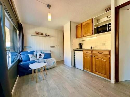 Les Carroz-d'Araches Apartamento | Edelweiss Résidence plein centre de la station rez de chaussée 50 m des navettes gratuites belle terrasse et grand parking privé en sous sol