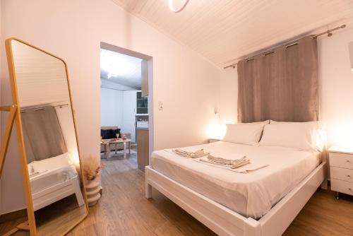 Spata-Artemida Apartamento | Eden - A Night near Athens Int Arpt
