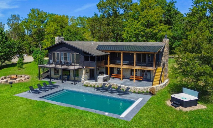 Logan Cabina | Eden Acres | Pool | Pool Table | Private Estate