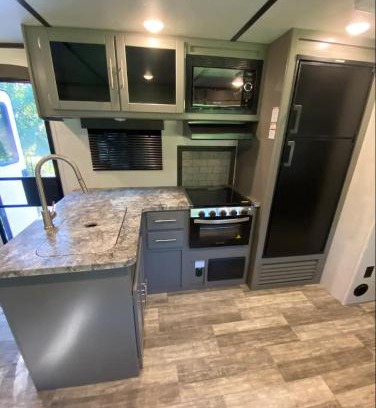 Allen Otro | Eden Farm RV Minutes from Salisbury