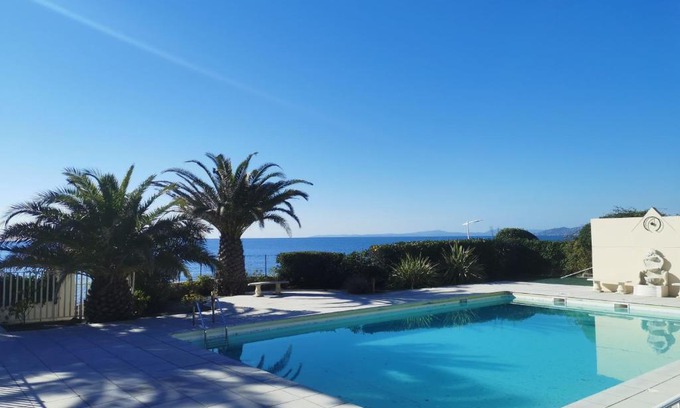 Boulouris-sur-Mer Apartamento | Eden Palladio Appt 2 ch front de mer accès direct à la plage