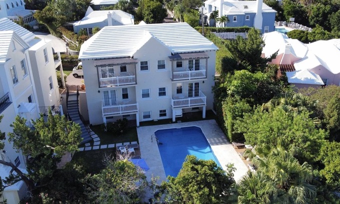Pembroke Casa | Edgehill Manor Guest House