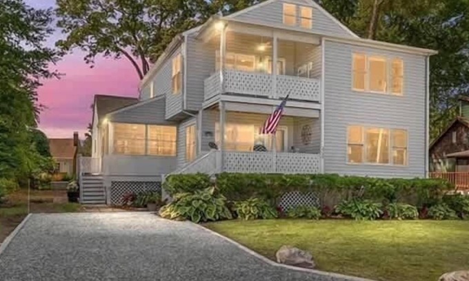 Selby-on-the-Bay Casa | Edgewater's Shelby on the Bay
