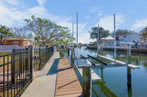 Whitney Beach Casa | Edgewater
