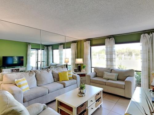 Panama City Beach Casa | Edgewater Villa 1702