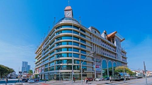 Reboucas Apartamento | Edifício Julieta X Silva | Próximo a Shopping e FAE | Gonzaga Stays